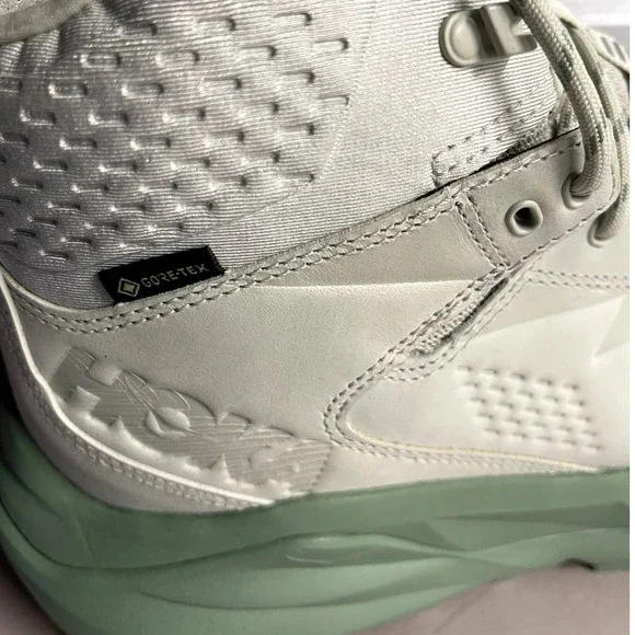 HOKA Unisex Kaha GTX Hiking Trekking Athletic Shoe Sneaker - Size M9/W10 - Picture 5 of 9